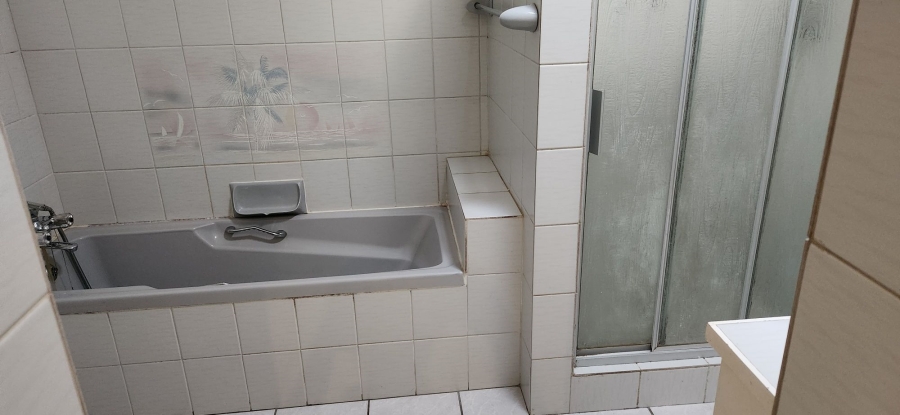 To Let 1 Bedroom Property for Rent in Kleinmond Western Cape